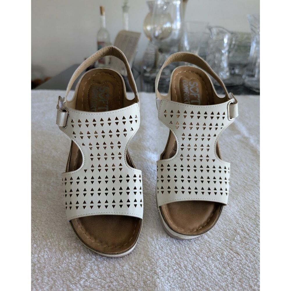 Soft Comfort Aster Siz 9 White Cutout Slingback Wedge Sandals Open Toe